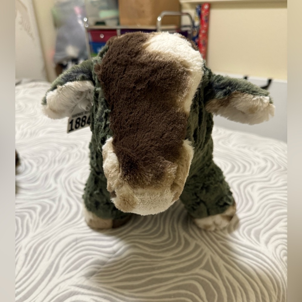 BRAND NEW THH MINKY COW